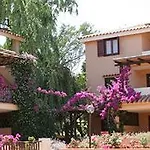 Bougainvillae 아파트호텔 3*