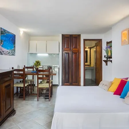 Bougainvillae 3* ليسيا دي فاكا