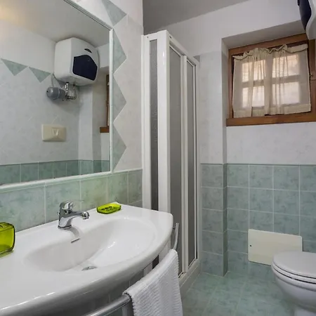 Bougainvillae 3* ليسيا دي فاكا