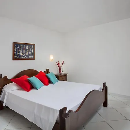 Aparthotel Bougainvillae