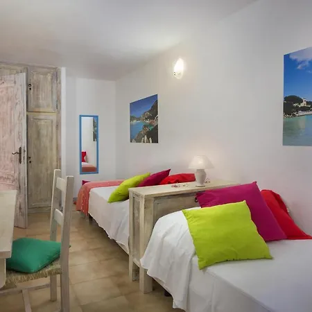 Bougainvillae Lejlighedshotel