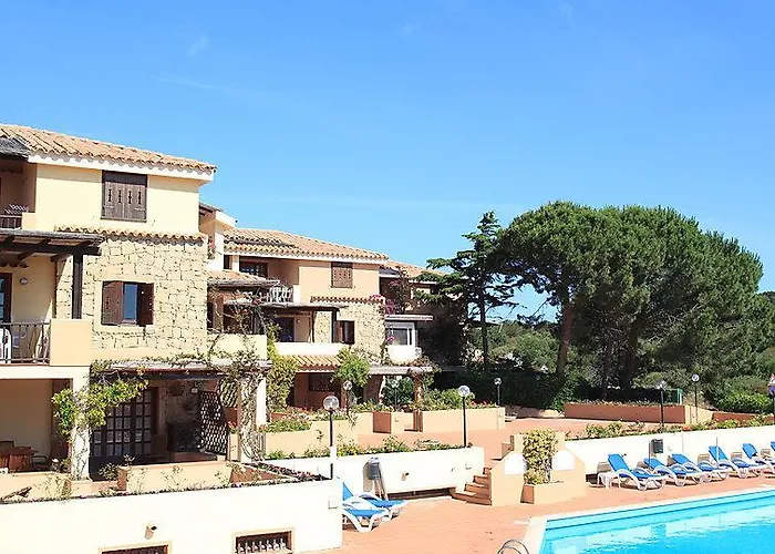 Bougainvillae Aparthotel Liscia di Vacca