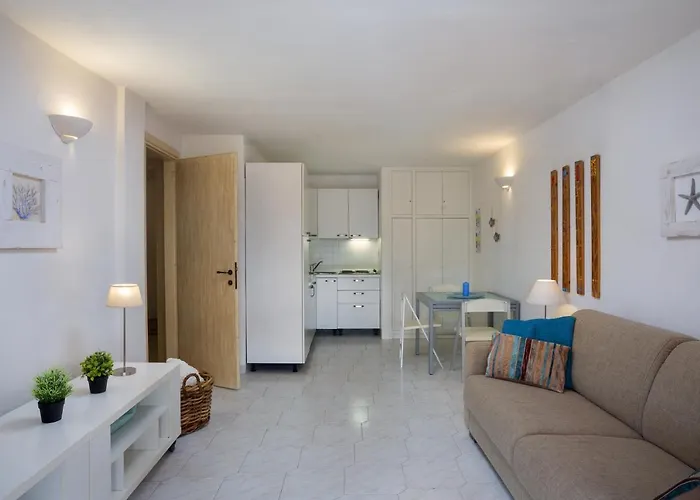 Aparthotel Bougainvillae Liscia di Vacca